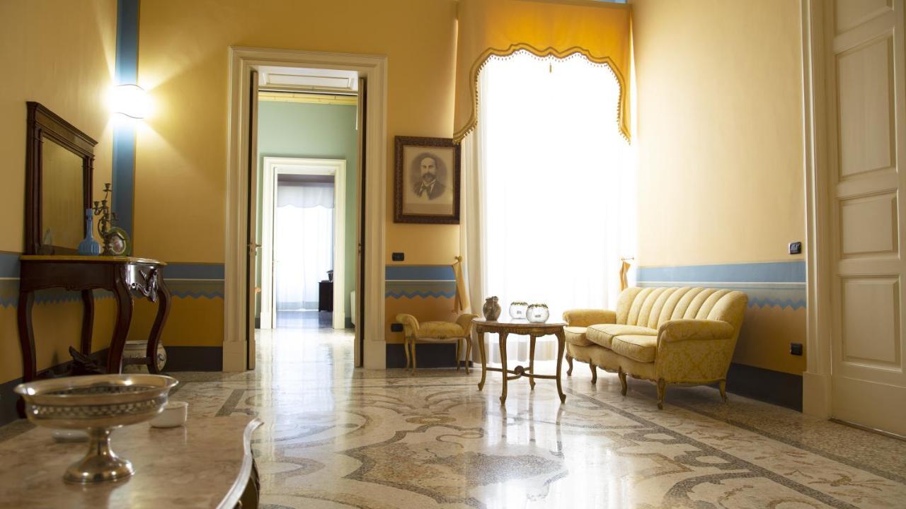 Bed and Breakfast Palazzo Francesco Grassi Aradeo Экстерьер фото