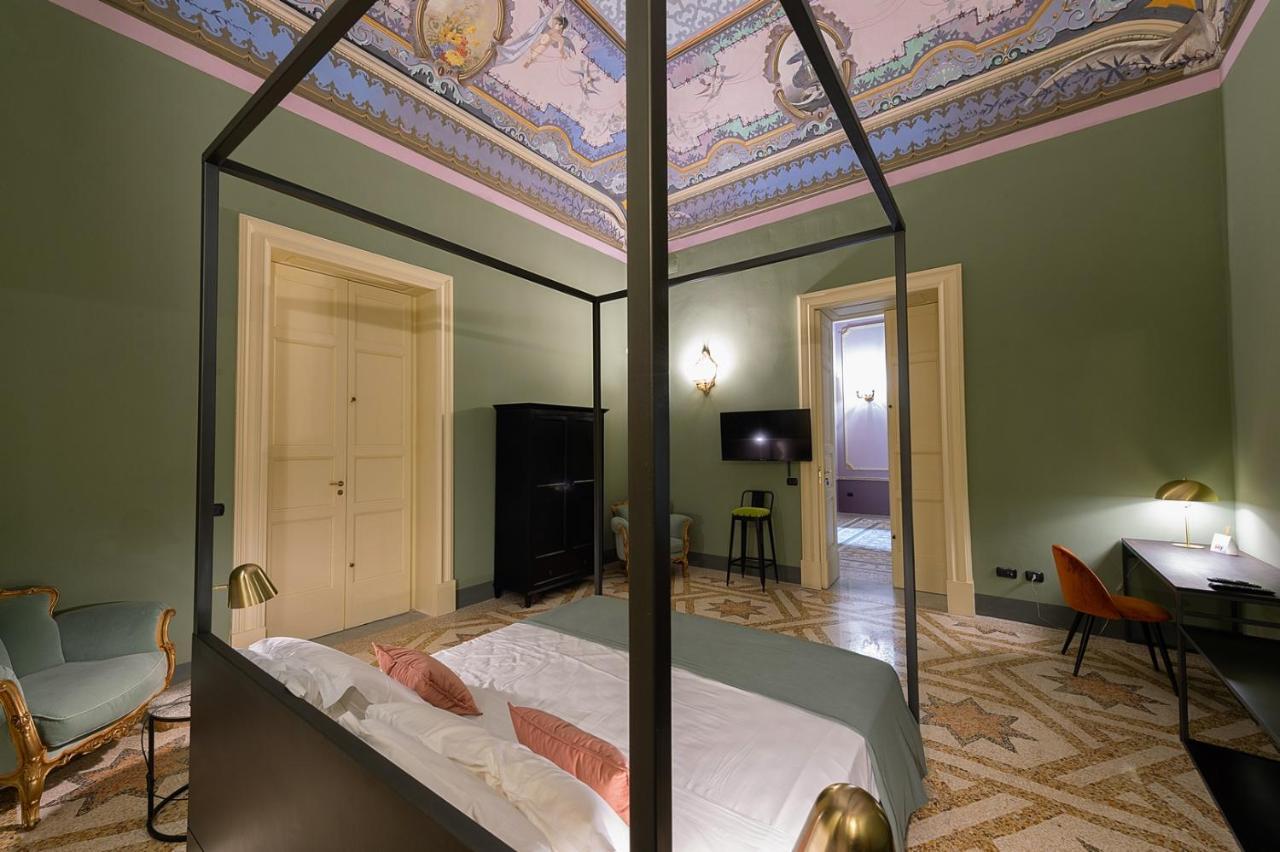 Bed and Breakfast Palazzo Francesco Grassi Aradeo Экстерьер фото